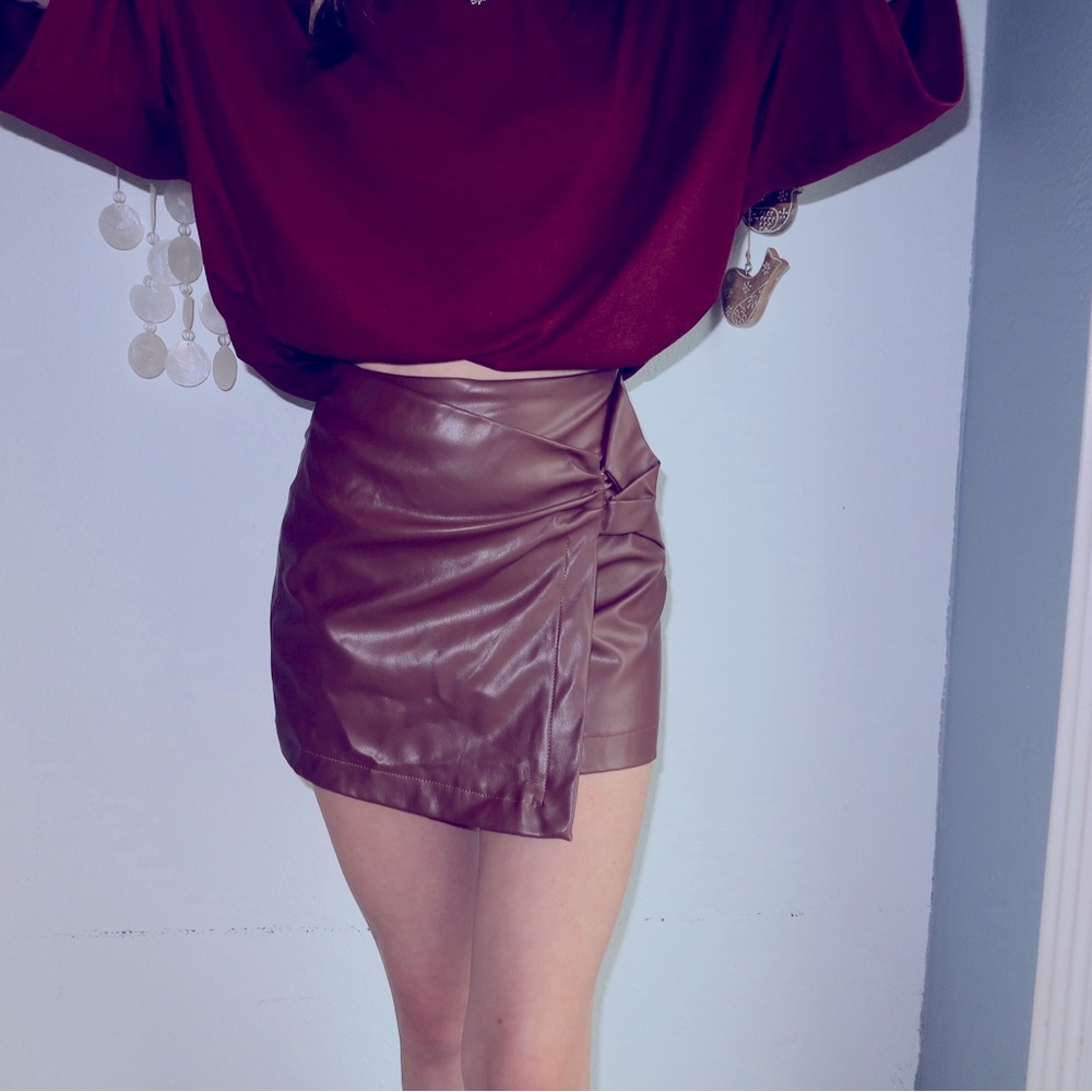 Princess Polly Noelle Mini Skirt. Size 0.